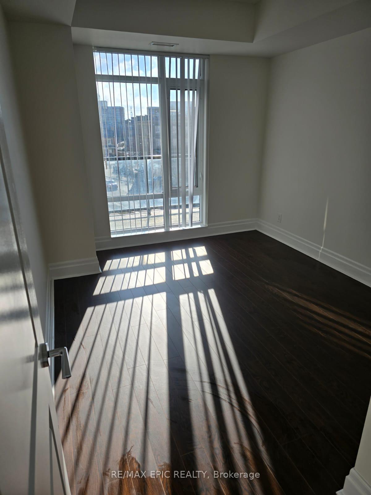 Photo 9 of Unit 401, 151 Upper Duke Crescent, Markham, Unionville — HOMEH