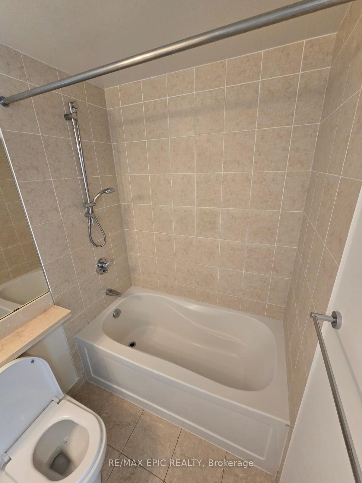 Photo 11 of Unit 401, 151 Upper Duke Crescent, Markham, Unionville — HOMEH