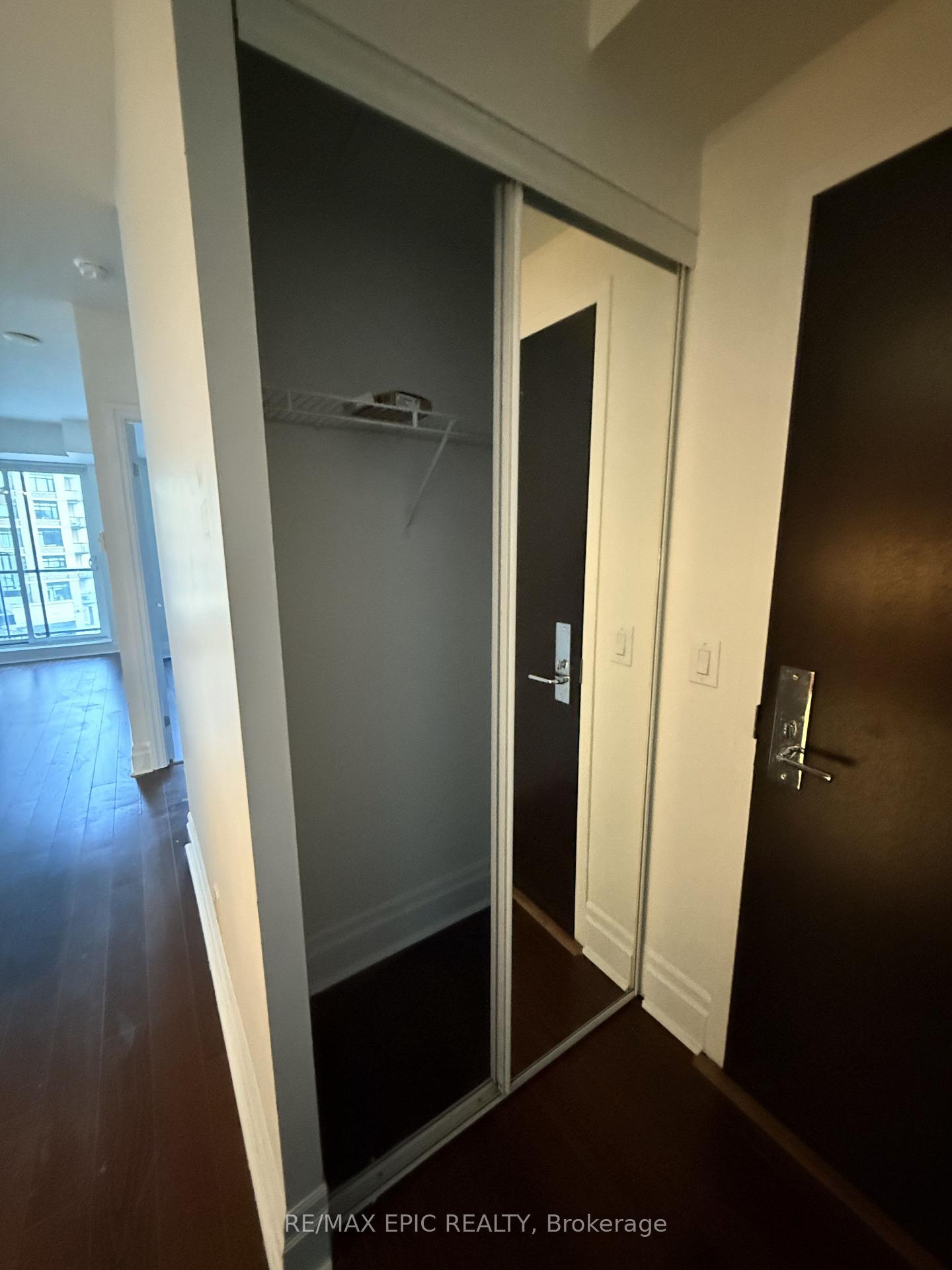 Photo 13 of Unit 401, 151 Upper Duke Crescent, Markham, Unionville — HOMEH