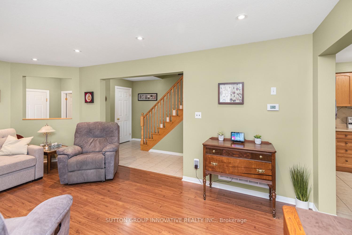 Photo 8 of 23 Jonathon Court, Hamilton, Butler — HOMEH