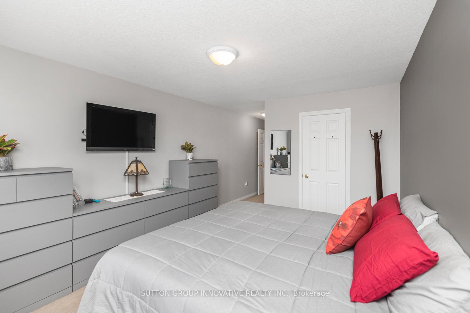 Photo 17 of 23 Jonathon Court, Hamilton, Butler — HOMEH