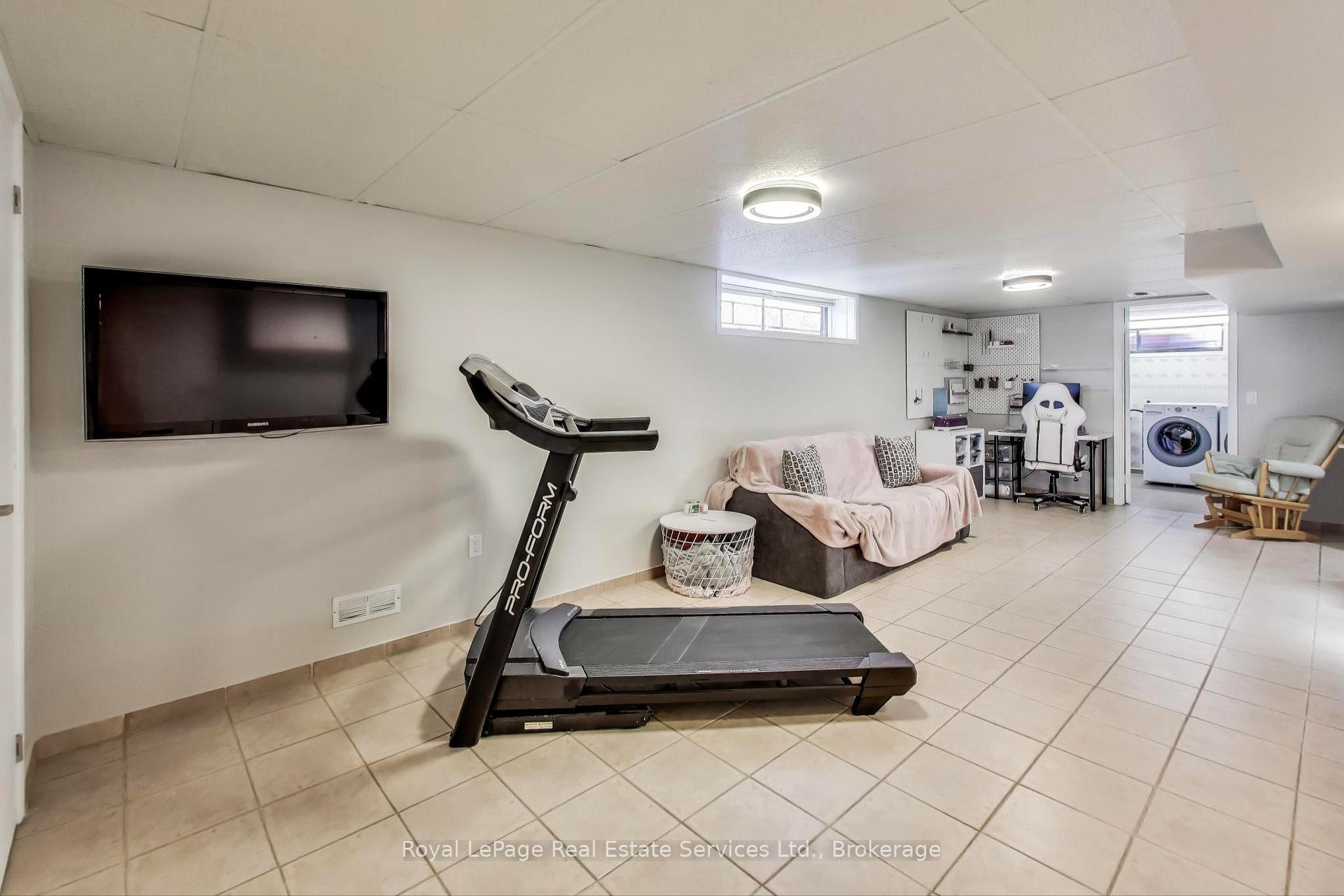 Photo 19 of 115 Sunrise Drive, Hamilton, Corman — HOMEH