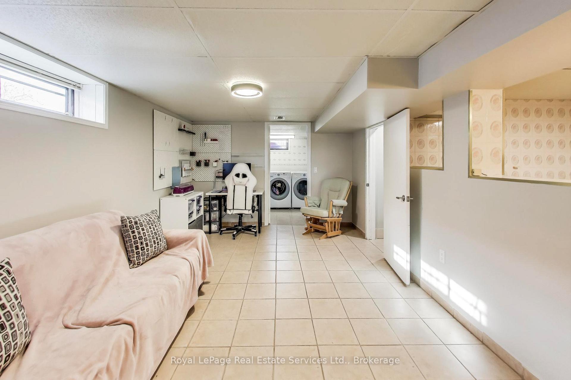 Photo 20 of 115 Sunrise Drive, Hamilton, Corman — HOMEH