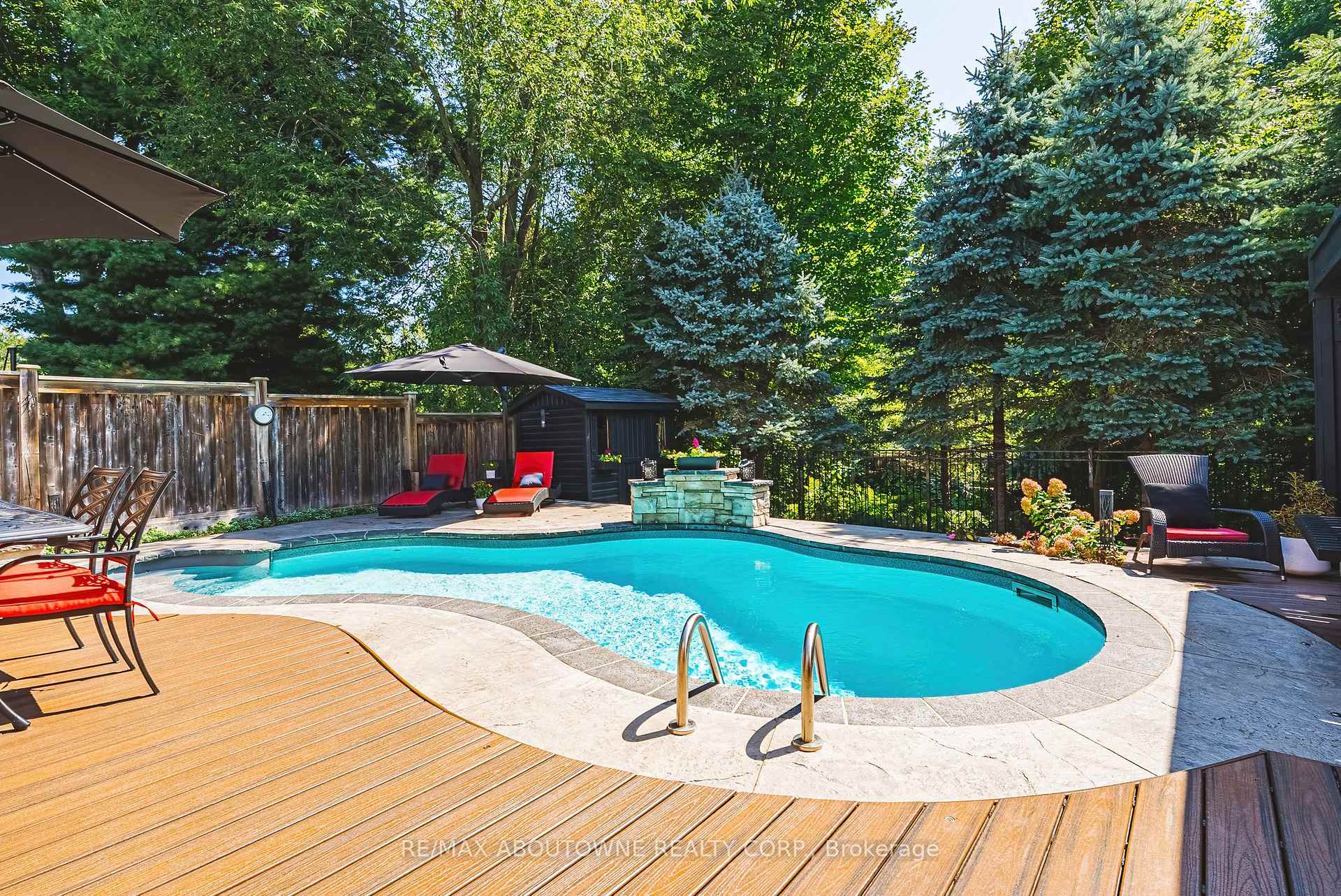 Photo 31 of 94 Valmont Street, Hamilton, Ancaster — HOMEH