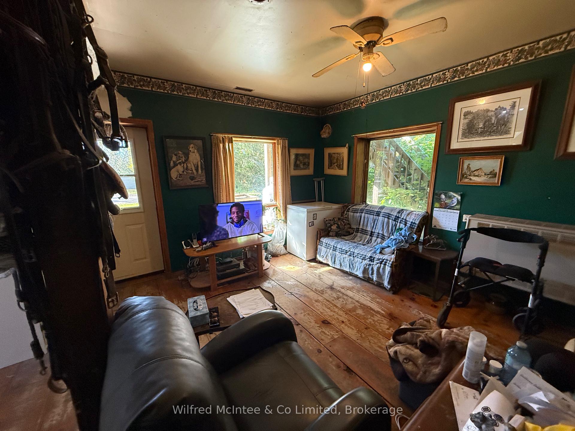 Photo 18 of 601597 Side Road 8, Chatsworth — HOMEH