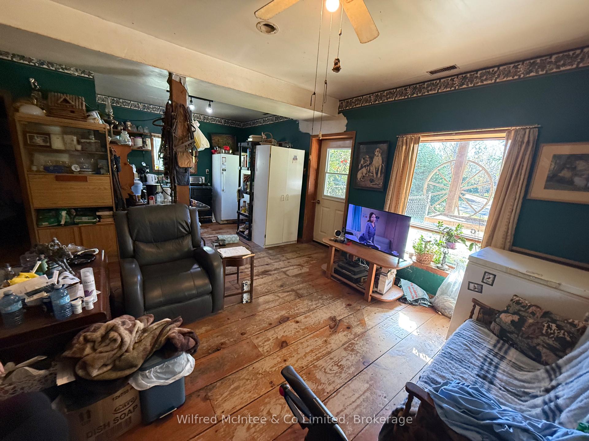 Photo 20 of 601597 Side Road 8, Chatsworth — HOMEH