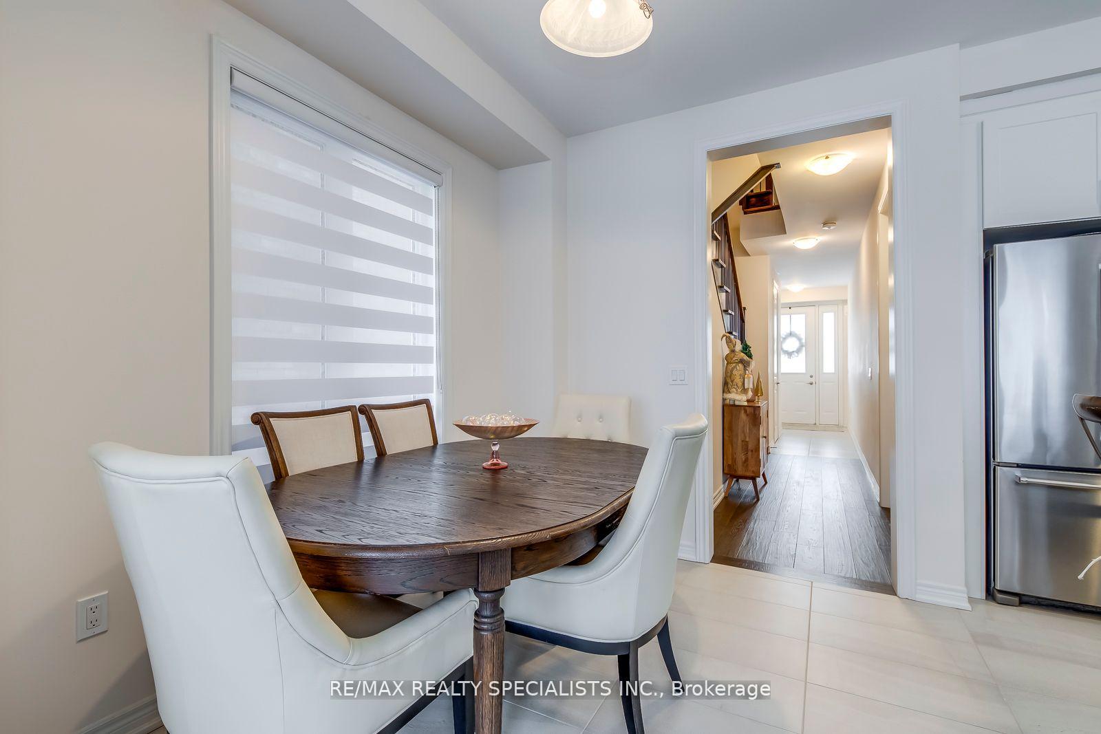 Photo 7 of 341 Raymond Road, Hamilton, Ancaster — HOMEH