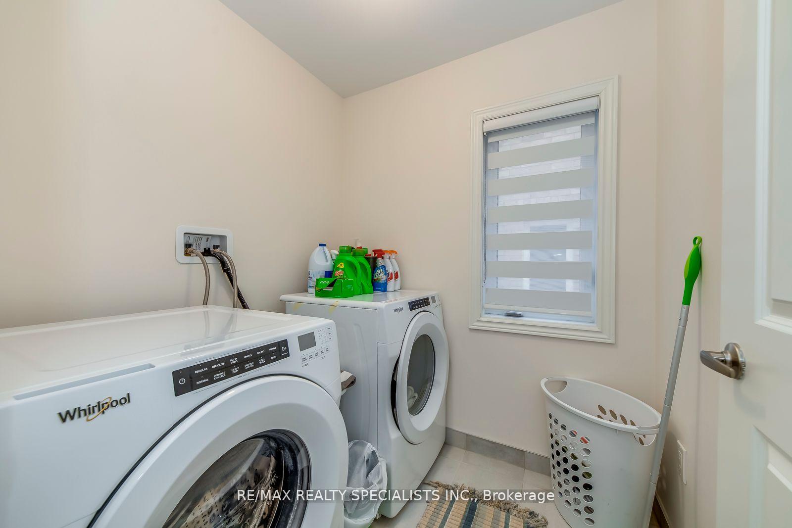 Photo 25 of 341 Raymond Road, Hamilton, Ancaster — HOMEH