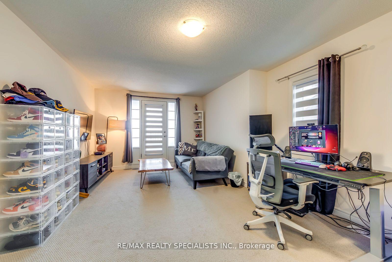 Photo 27 of 341 Raymond Road, Hamilton, Ancaster — HOMEH