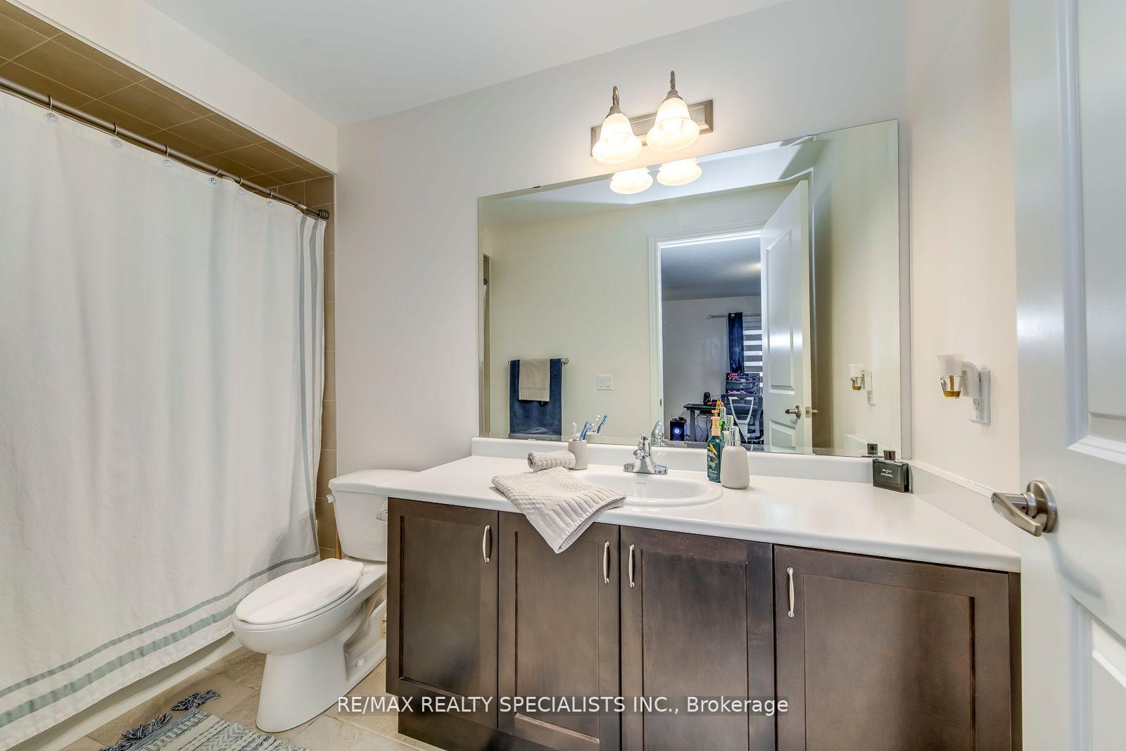 Photo 31 of 341 Raymond Road, Hamilton, Ancaster — HOMEH