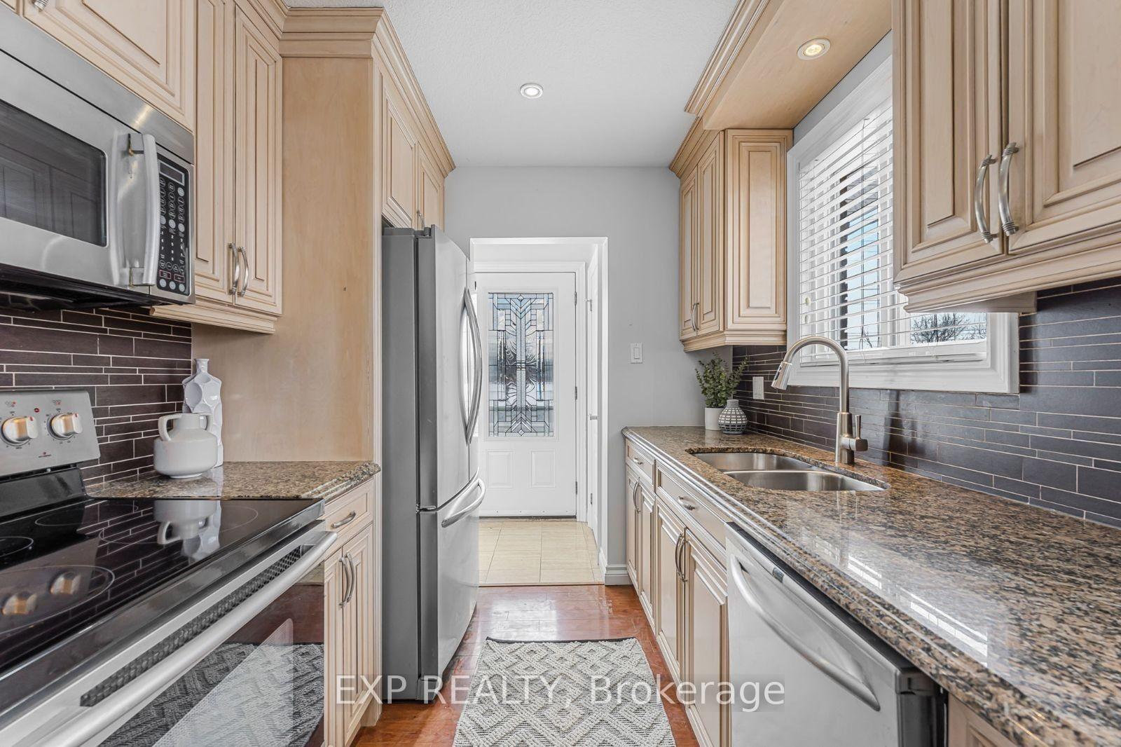 Photo 9 of 63 Nash Road N, Hamilton, Kentley — HOMEH