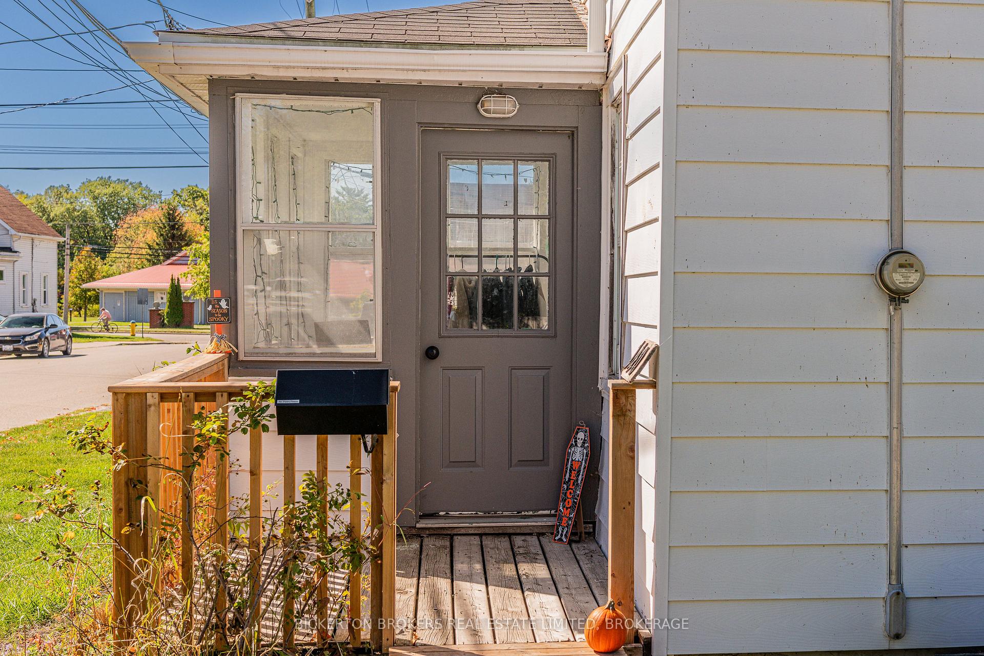 Photo 9 of 140 Georgiana Street, Gananoque — HOMEH