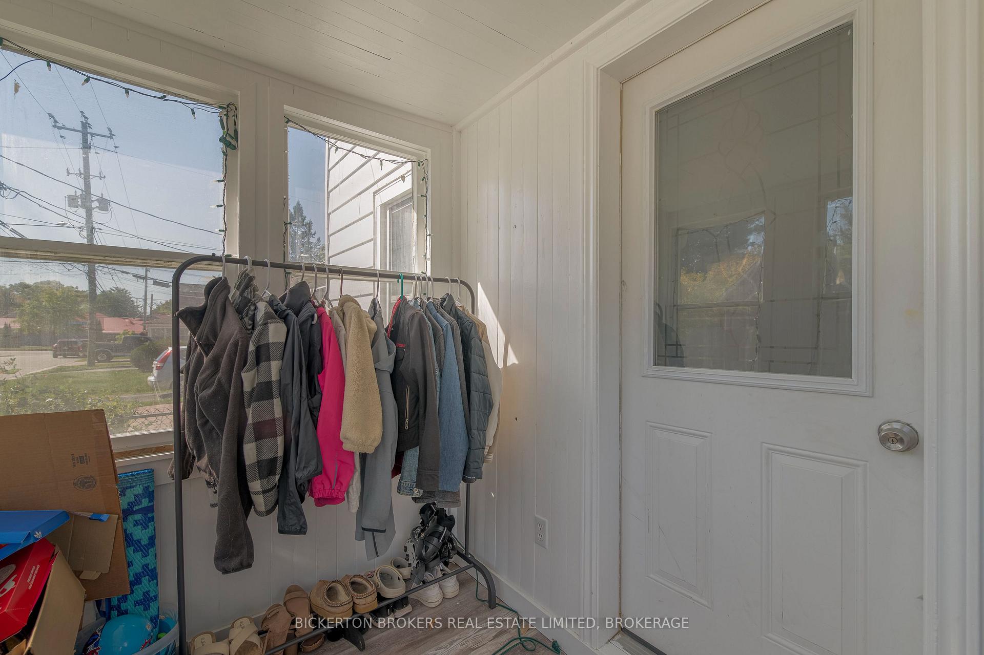 Photo 10 of 140 Georgiana Street, Gananoque — HOMEH