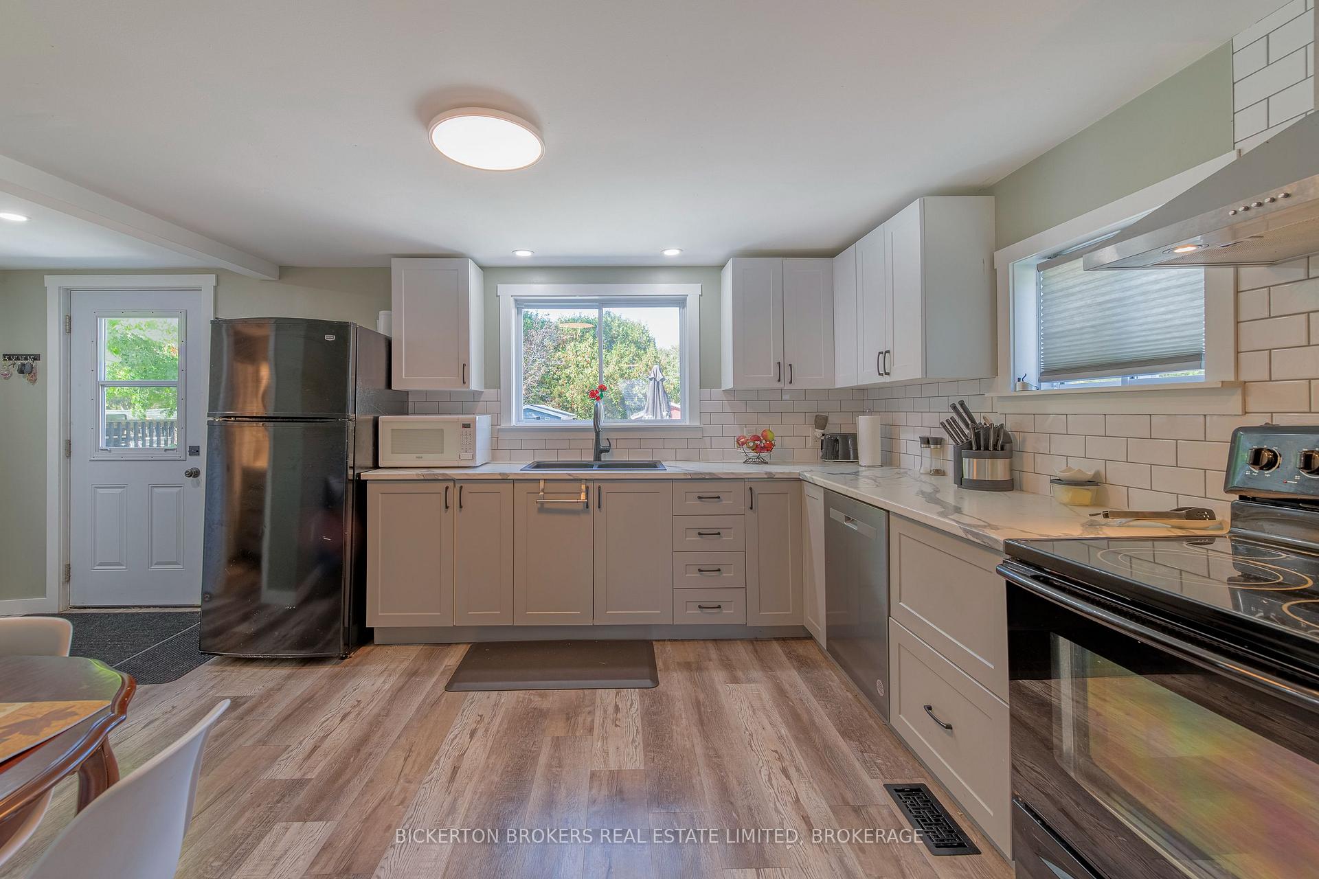 Photo 25 of 140 Georgiana Street, Gananoque — HOMEH