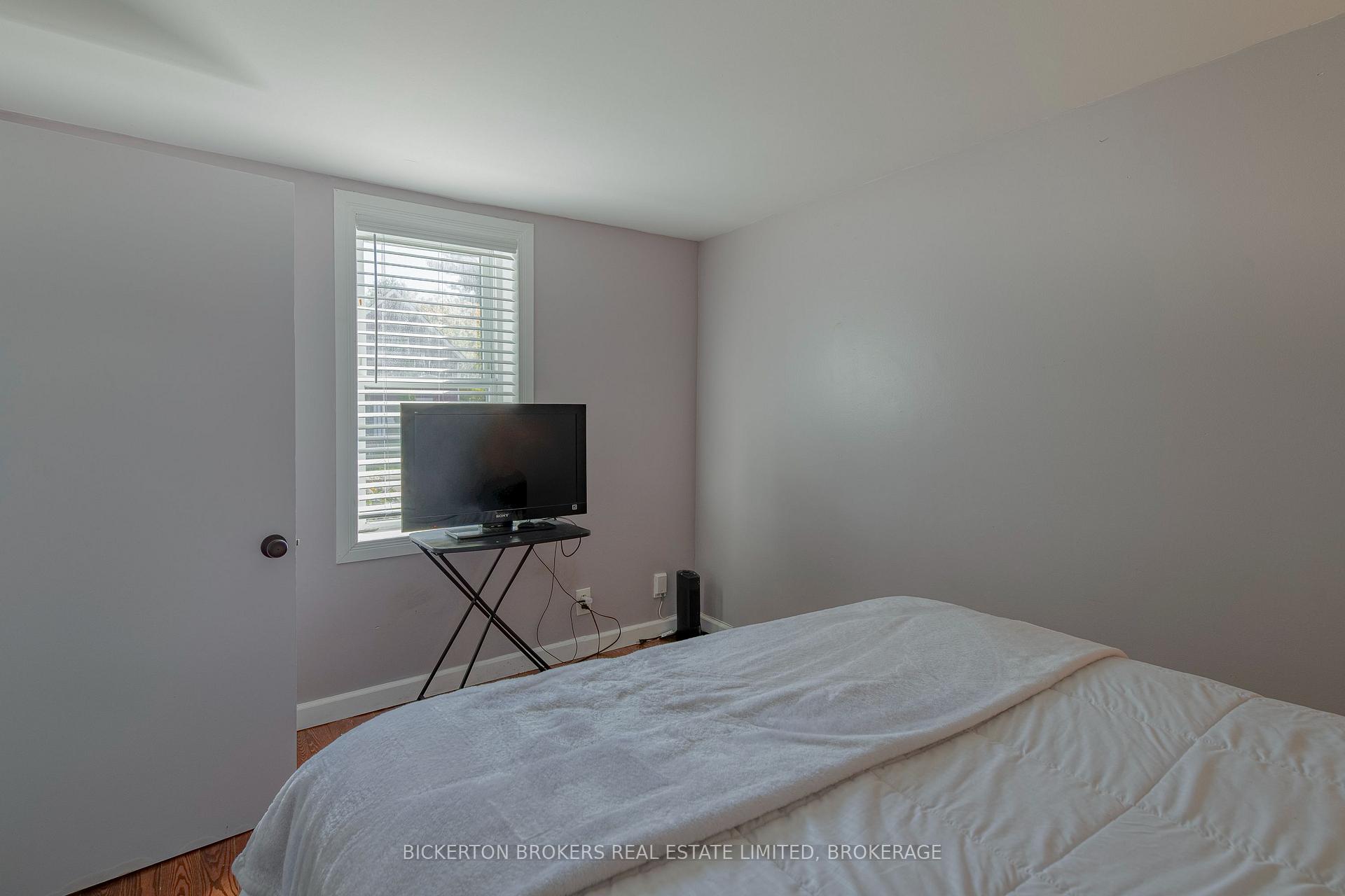 Photo 20 of 140 Georgiana Street, Gananoque — HOMEH