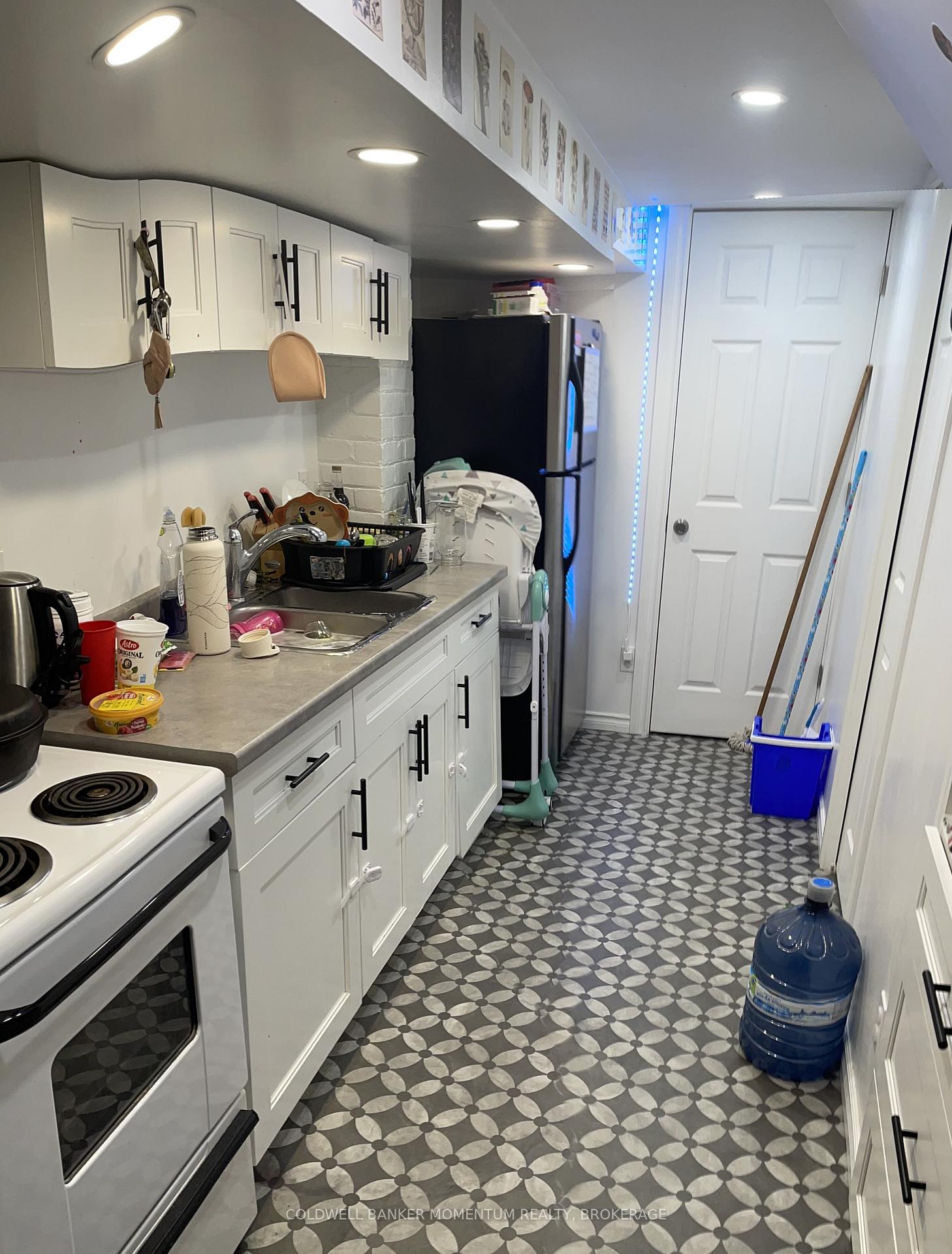 Photo 14 of 173 Queenston Street, St. Catharines, E. Chester — HOMEH