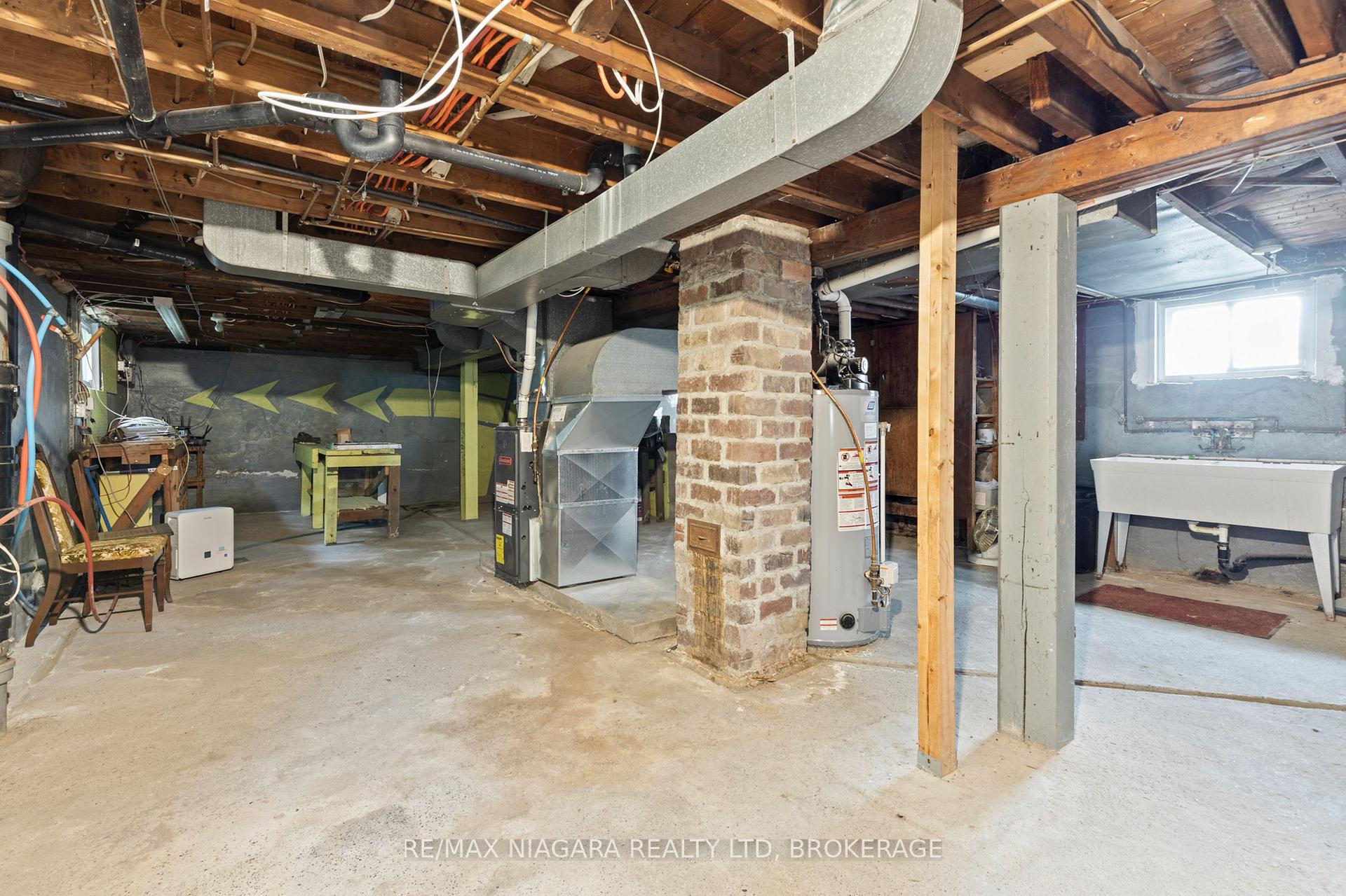 Photo 21 of 259 Niagara Street, St. Catharines, Facer — HOMEH