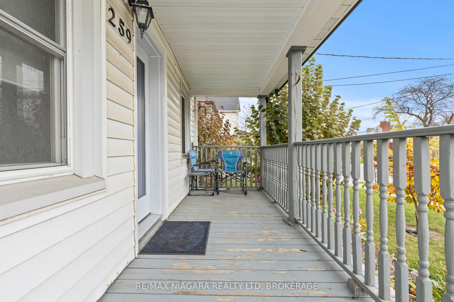 Photo 23 of 259 Niagara Street, St. Catharines, Facer — HOMEH