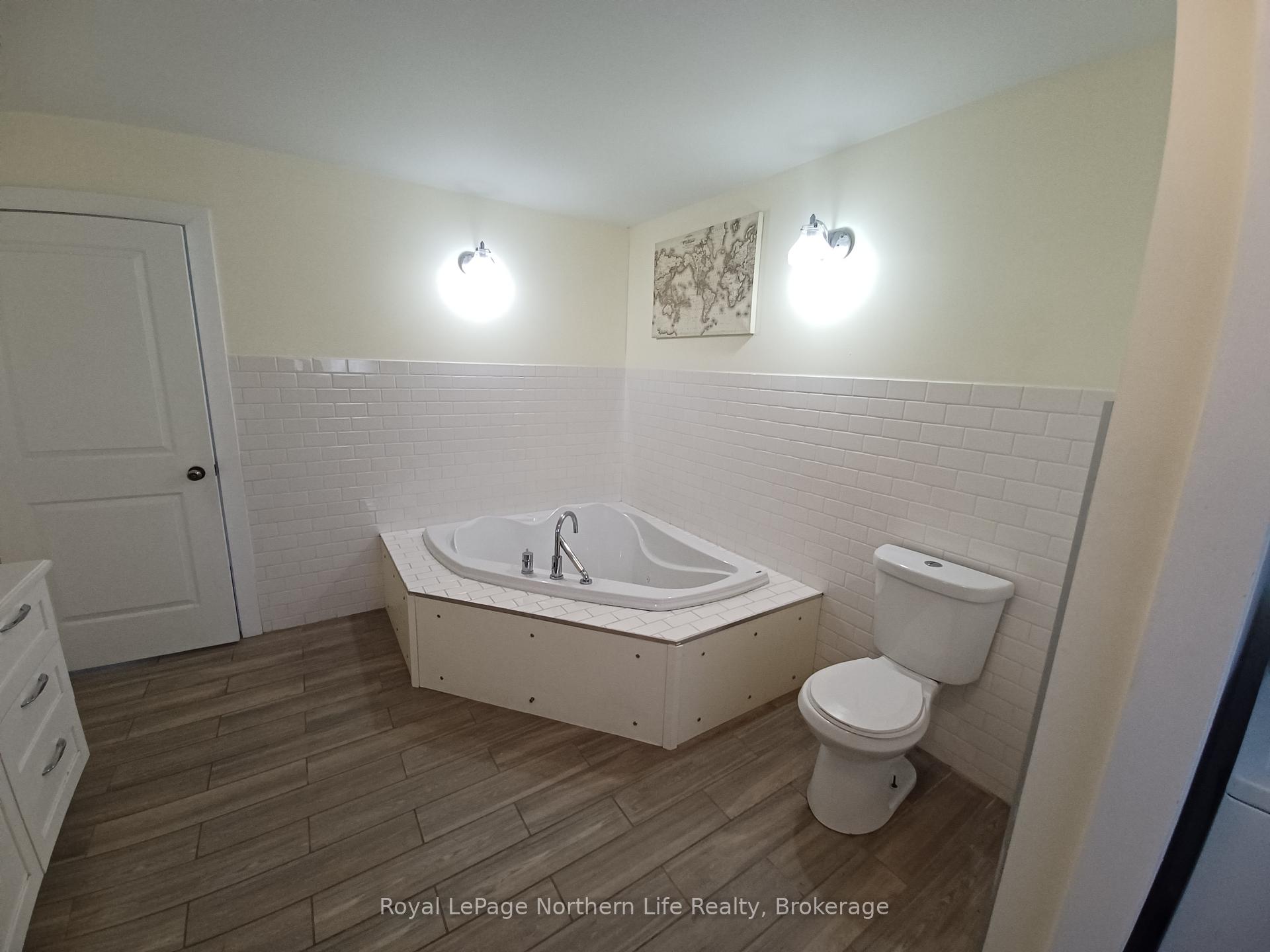 Photo 19 of 4205 Highway 17 E, Papineau-Cameron, Papineau Cameron — HOMEH