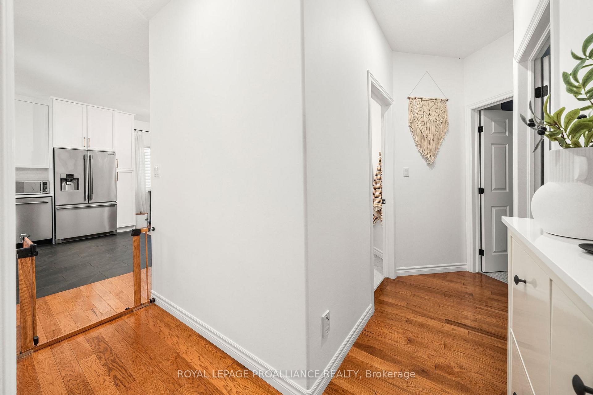 Photo 14 of 34 Finch Drive, Belleville, Belleville Ward — HOMEH