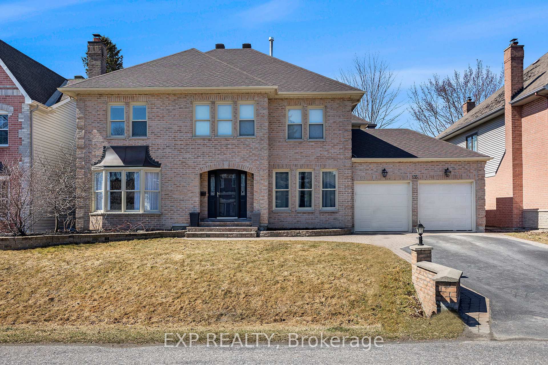 Front of 135 Lanigan Crescent