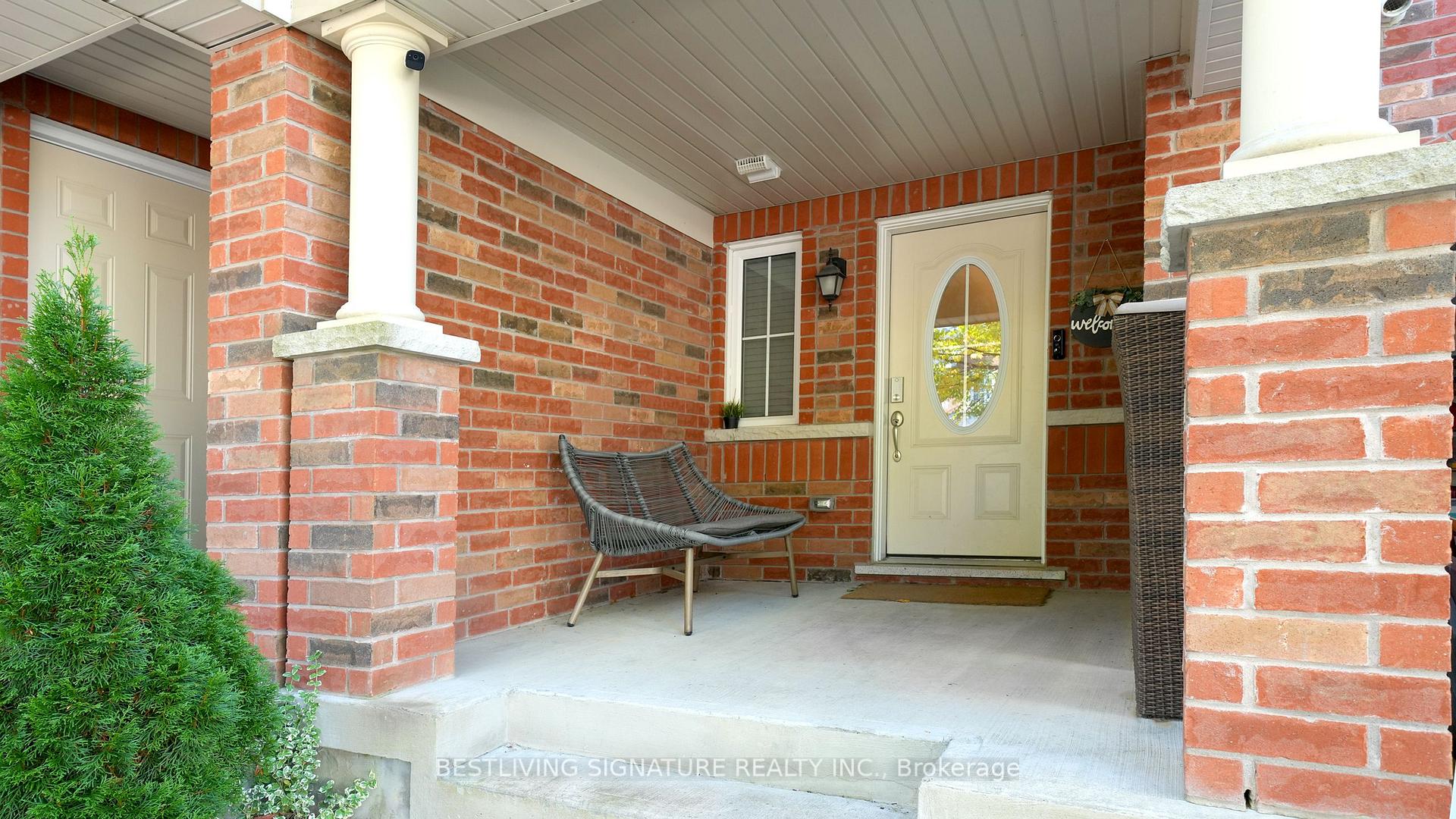 Photo 5 of 16 Stocks Lane, Aurora, Rural Aurora — HOMEH