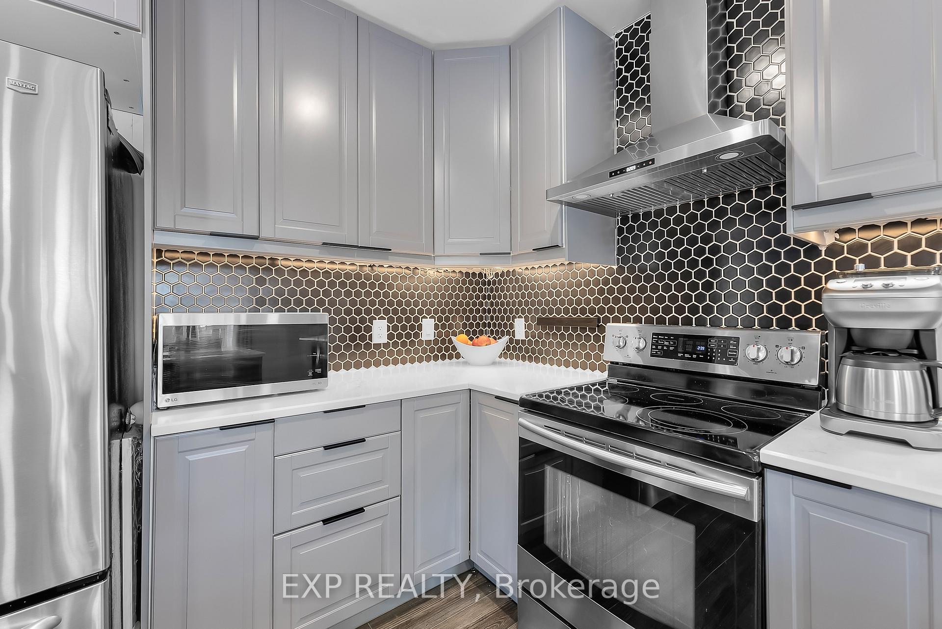 Photo 12 of 4 Manning Street, St. Catharines, E. Chester — HOMEH
