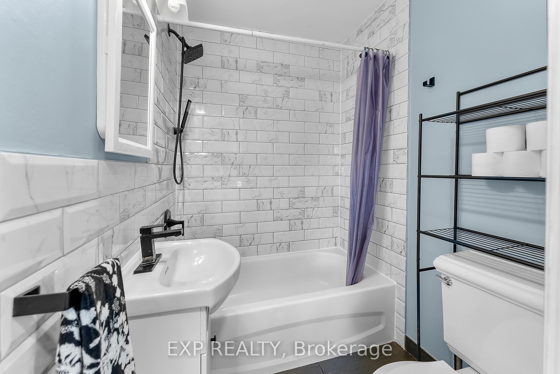 Photo 15 of 4 Manning Street, St. Catharines, E. Chester — HOMEH