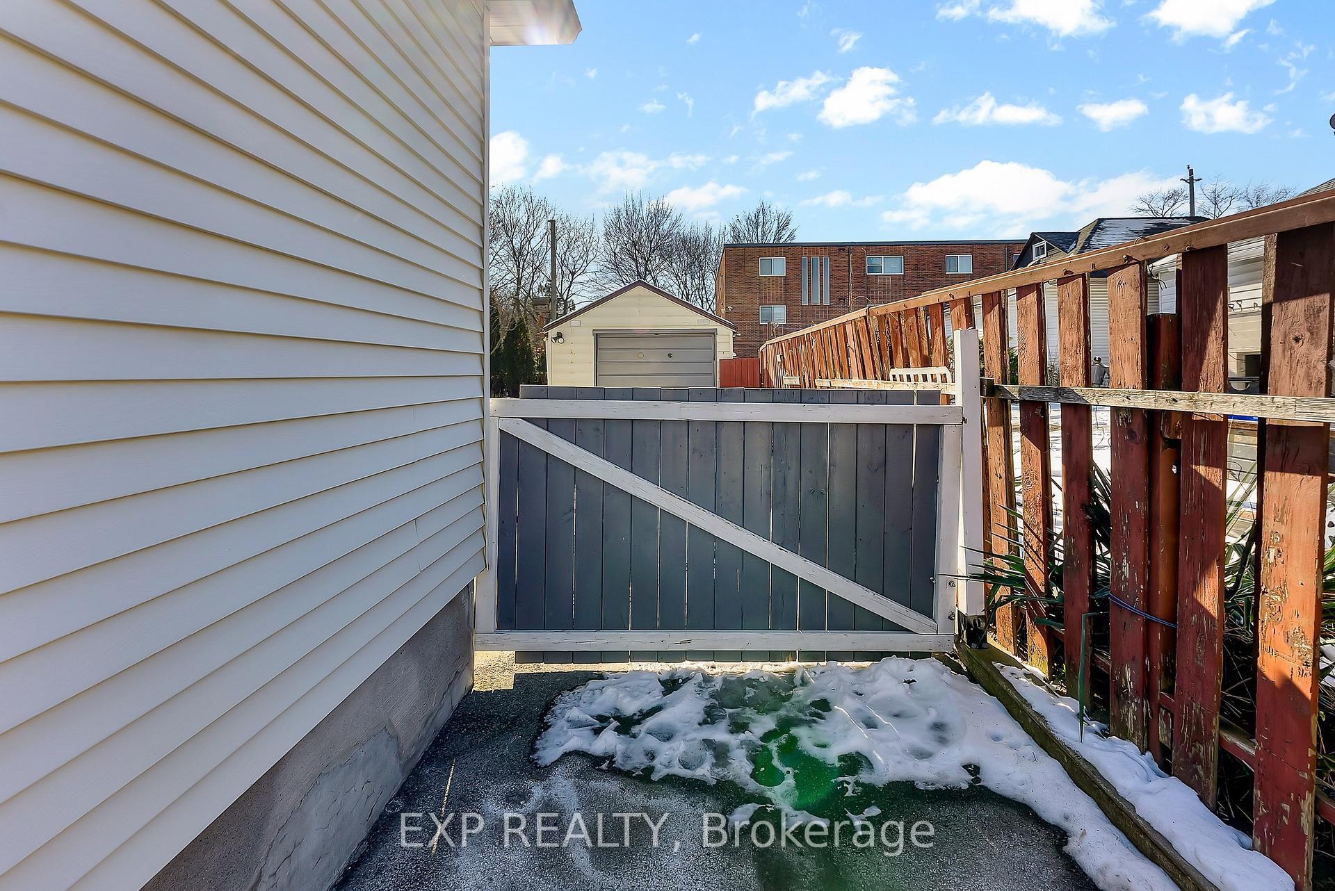 Photo 25 of 4 Manning Street, St. Catharines, E. Chester — HOMEH