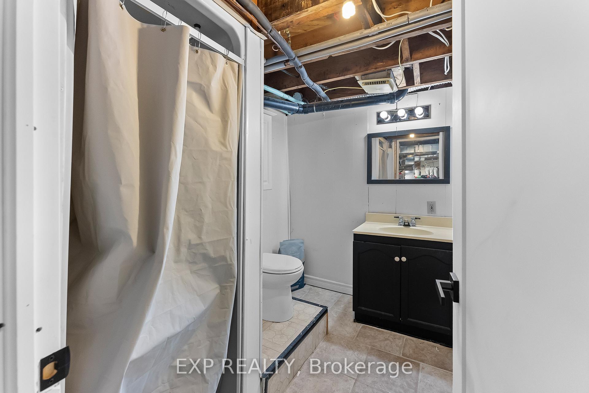 Photo 28 of 4 Manning Street, St. Catharines, E. Chester — HOMEH