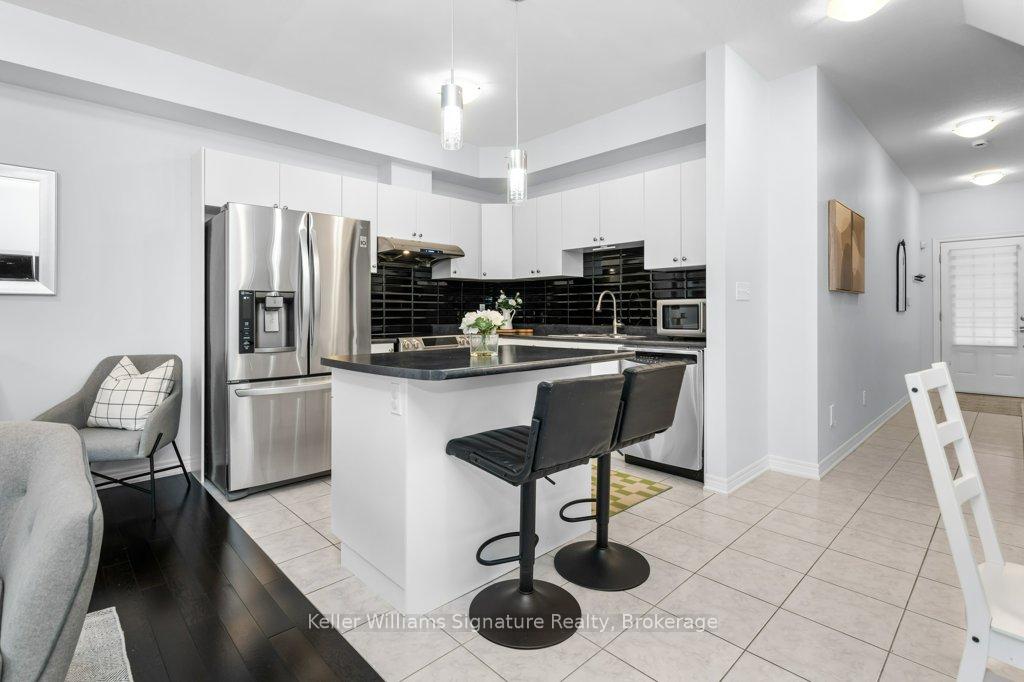 Photo 5 of Unit 4, 47 Madonna Drive, Hamilton, Carpenter — HOMEH