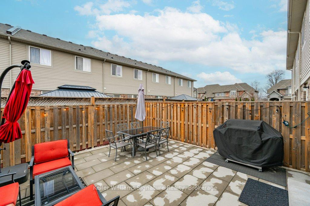 Photo 17 of Unit 4, 47 Madonna Drive, Hamilton, Carpenter — HOMEH