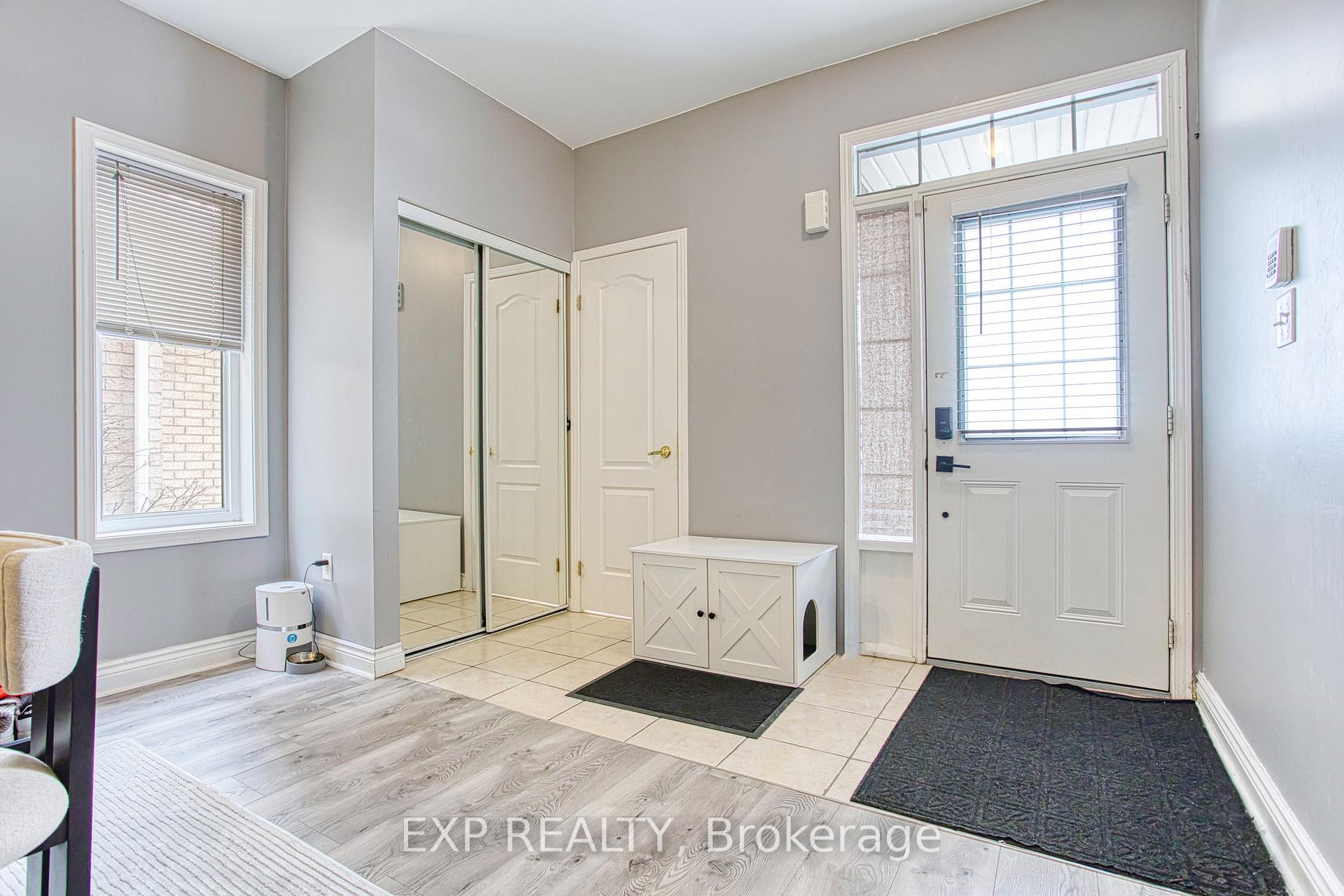 Photo 2 of 28 Sedgebrook Avenue, Hamilton, Winona Park — HOMEH