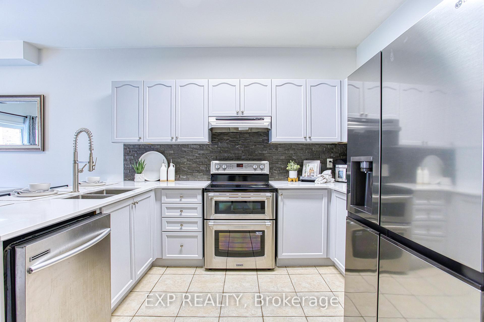 Photo 8 of 28 Sedgebrook Avenue, Hamilton, Winona Park — HOMEH