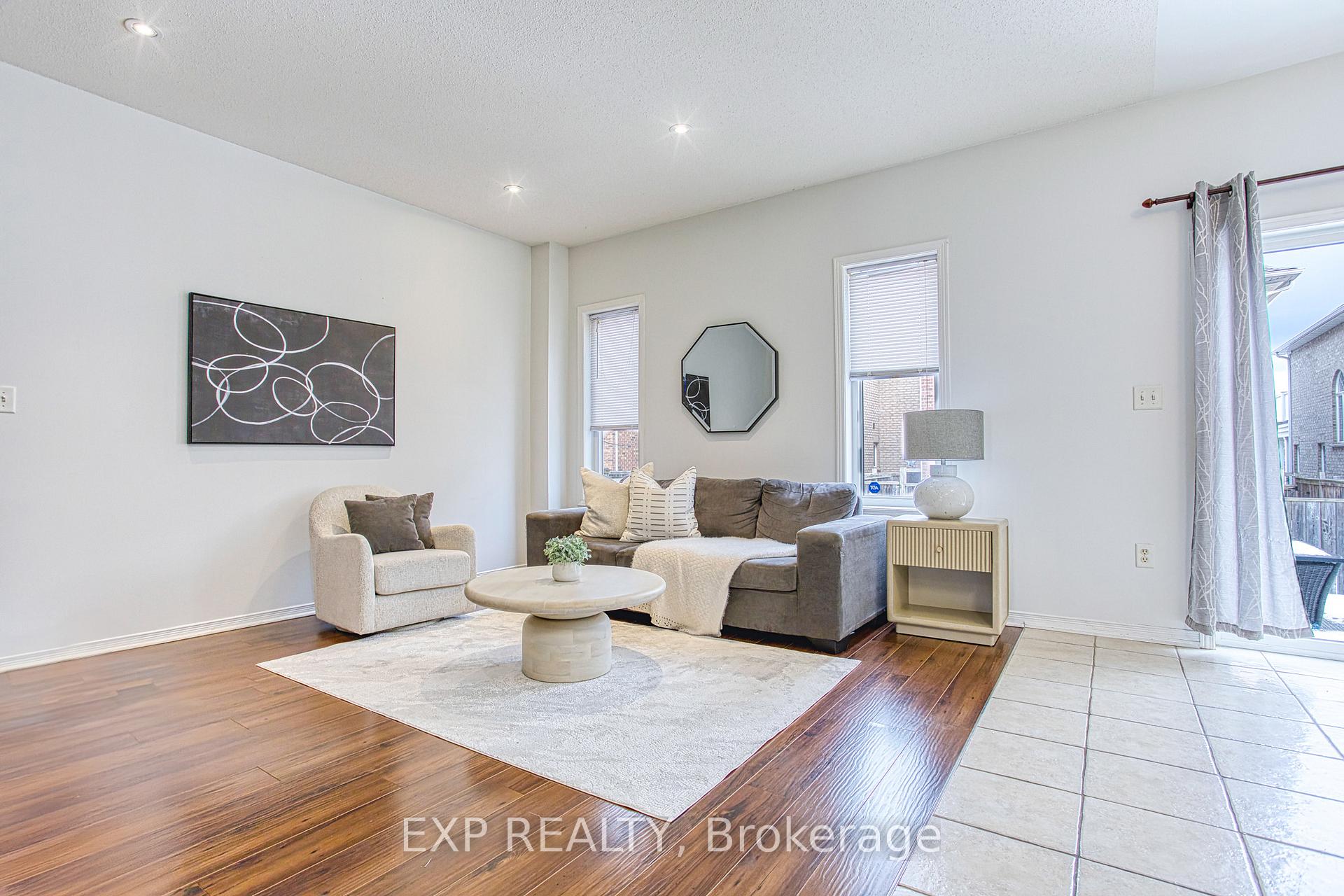 Photo 13 of 28 Sedgebrook Avenue, Hamilton, Winona Park — HOMEH