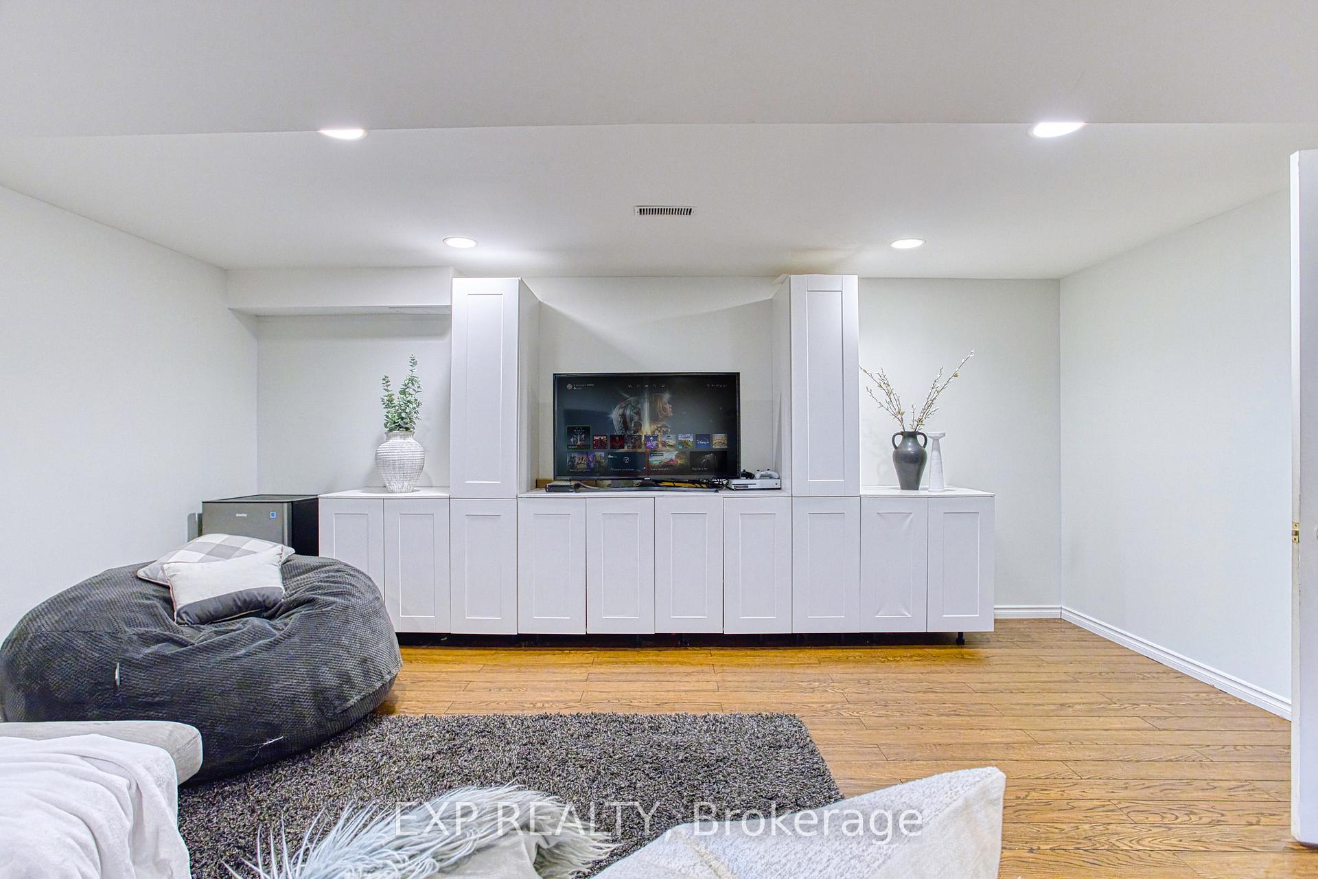 Photo 29 of 28 Sedgebrook Avenue, Hamilton, Winona Park — HOMEH