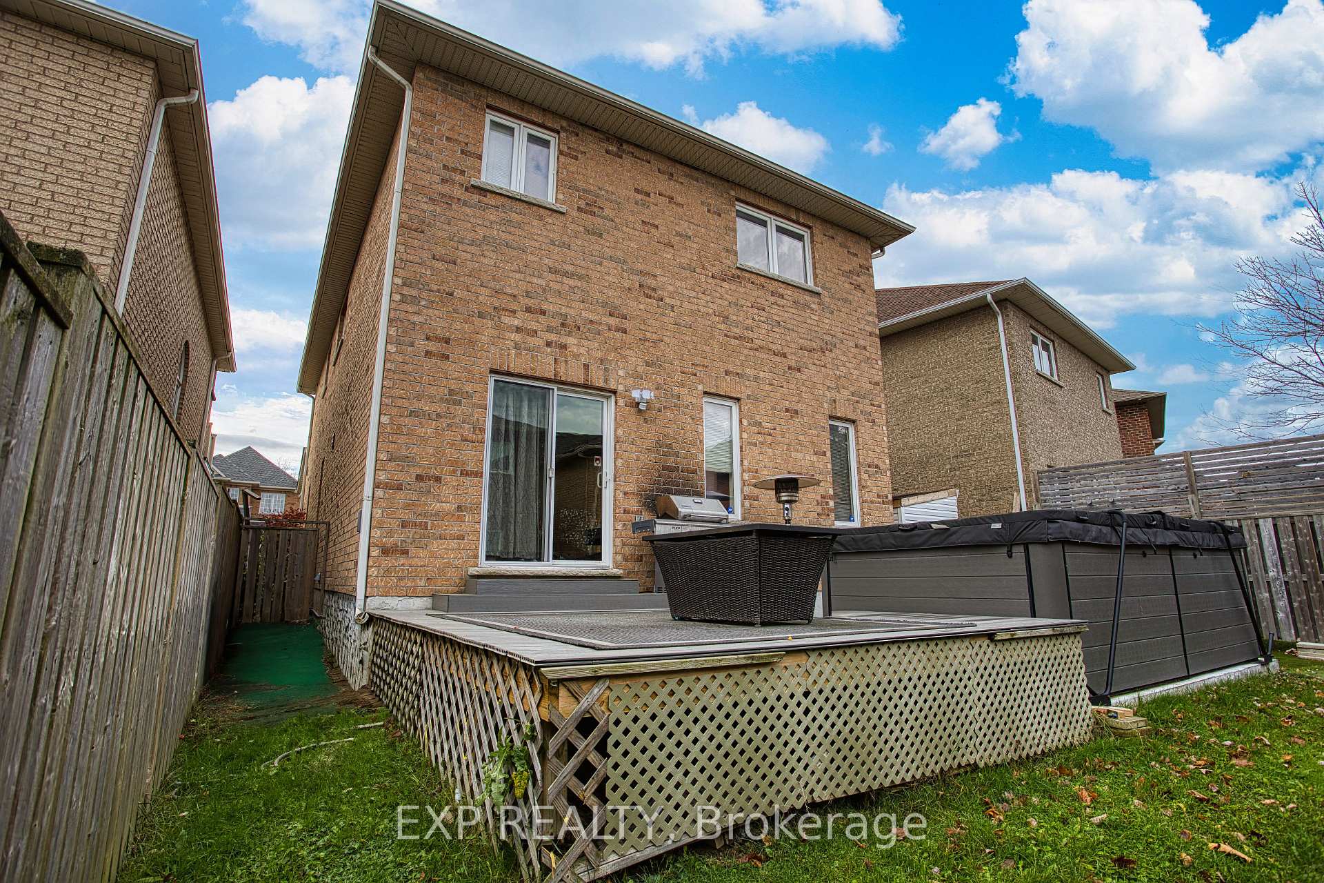Photo 32 of 28 Sedgebrook Avenue, Hamilton, Winona Park — HOMEH