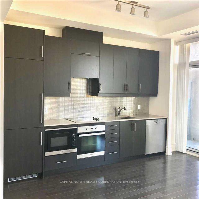 Photo 5 of Unit 909, 23 Glebe Road W, Toronto, Yonge-Eglinton — HOMEH