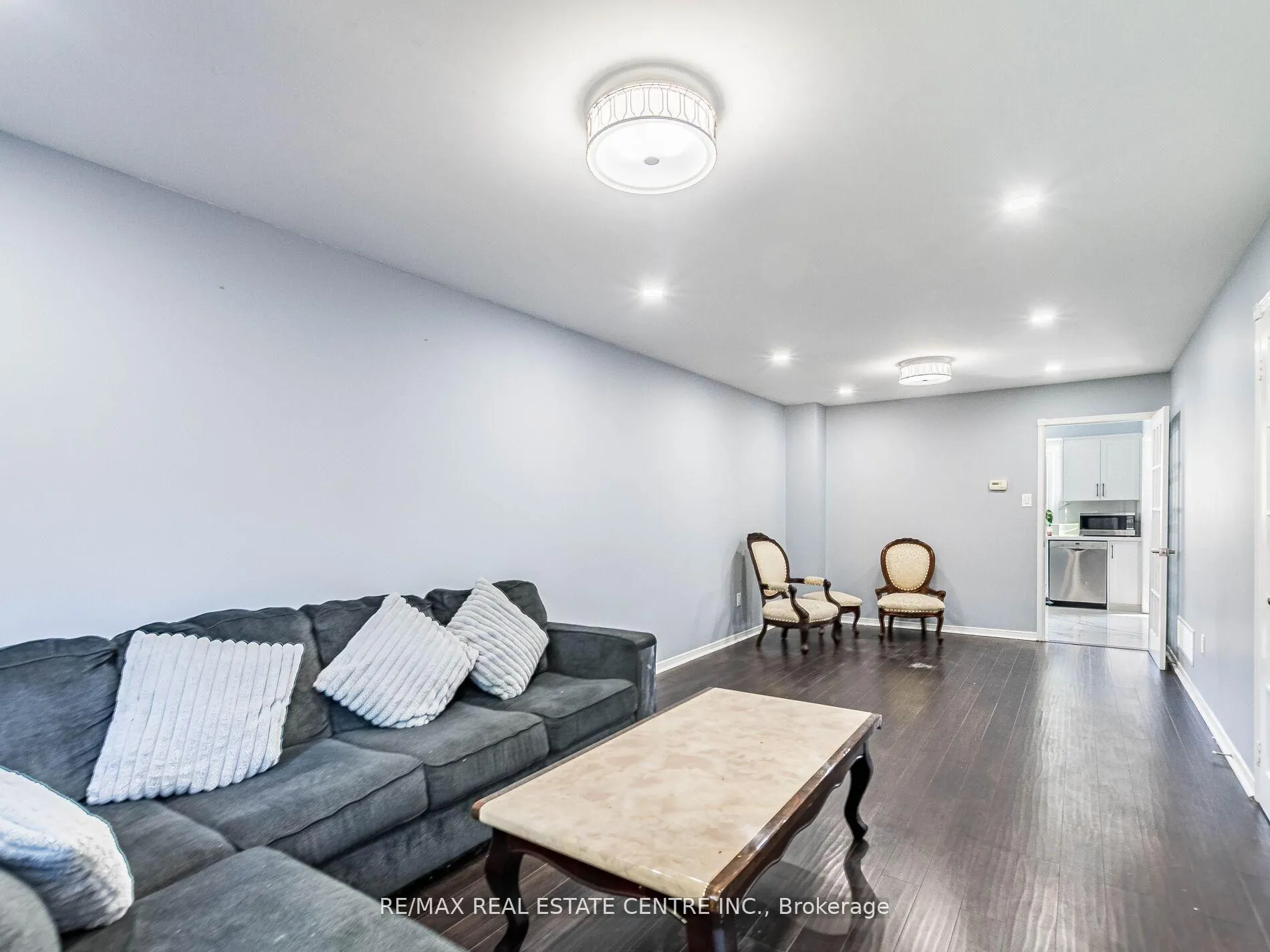 Photo 8 of 43 Horsham Street, Brampton, Brampton West — HOMEH