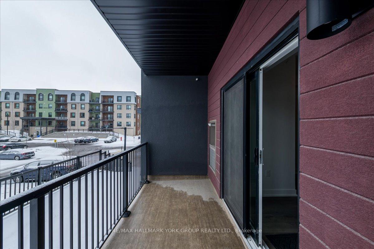 Photo 10 of Unit 105, 4 Spice Way, Barrie, Rural Barrie Southeast — HOMEH