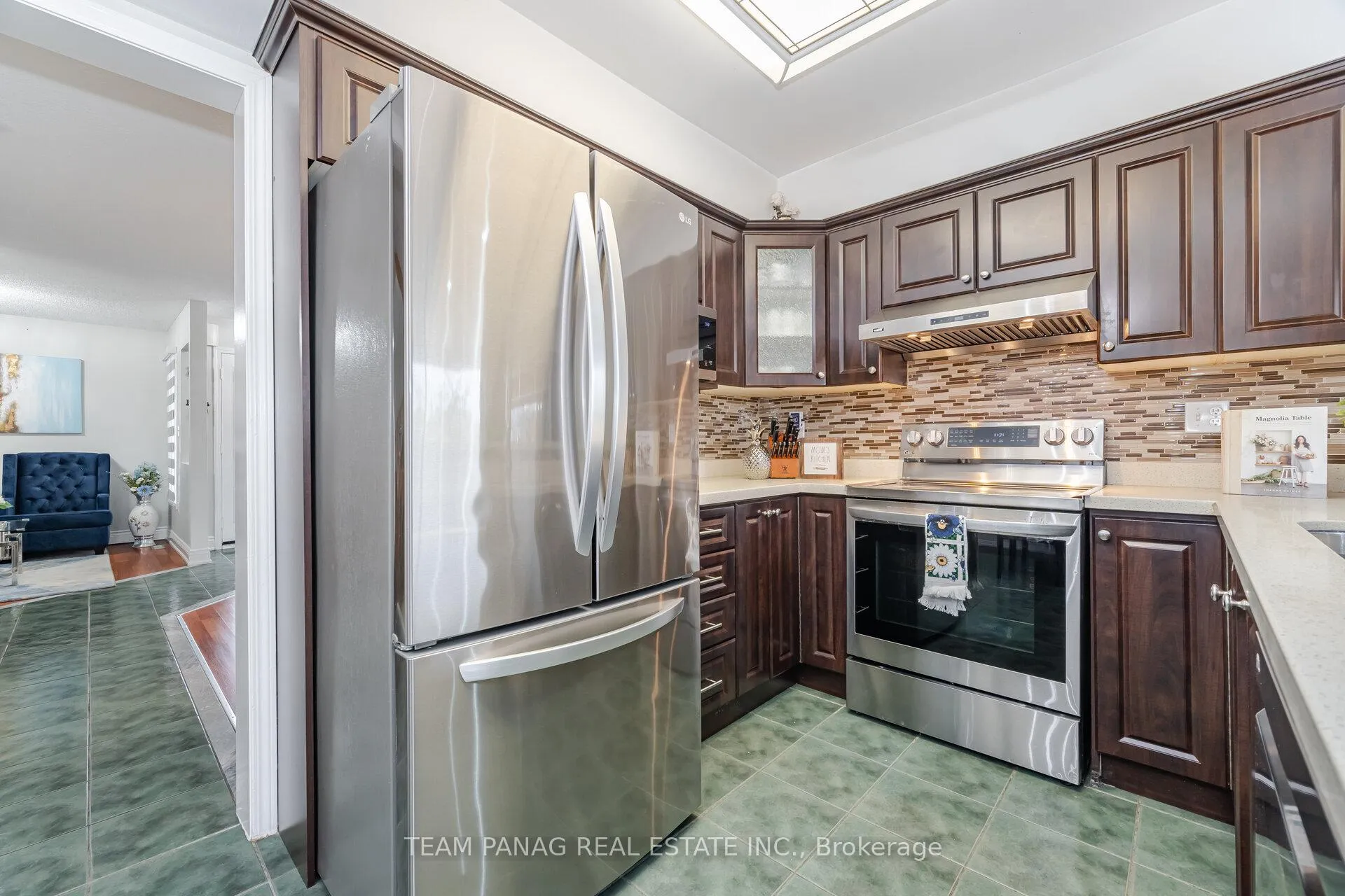 Photo 27 of 19 Mount Fuji Crescent, Brampton, Sandringham-Wellington — HOMEH