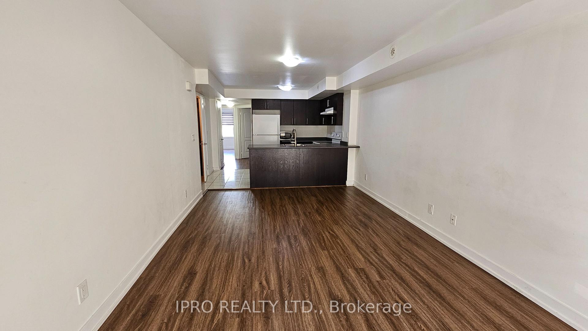 Front of Unit 914, 2 Blanche Lane
