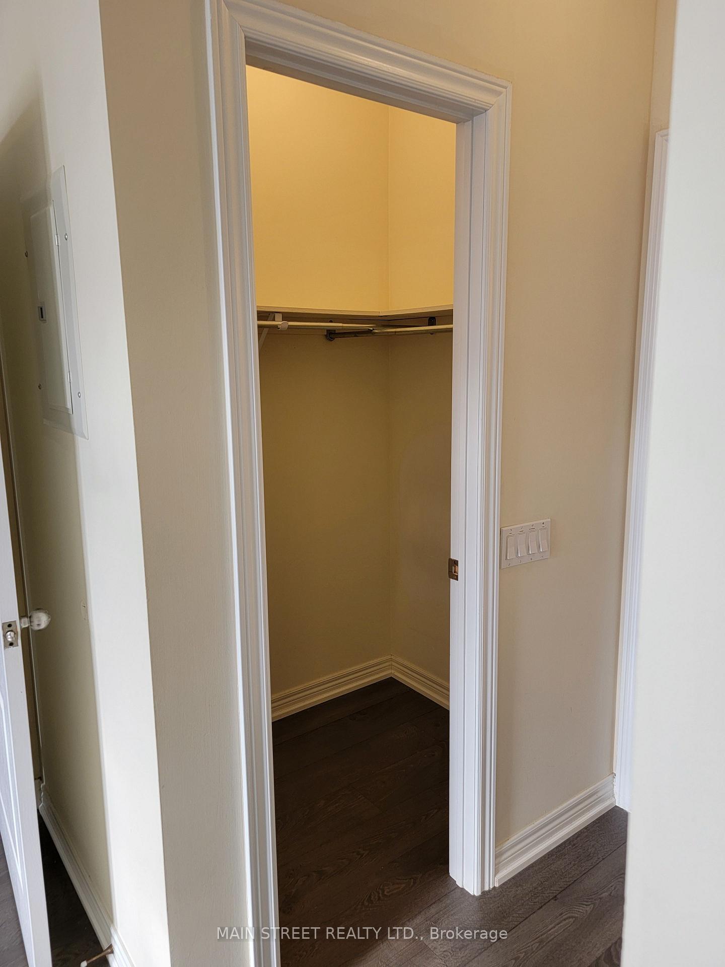 Photo 10 of Unit 1005, 25 Times Avenue, Markham, Commerce Valley — HOMEH