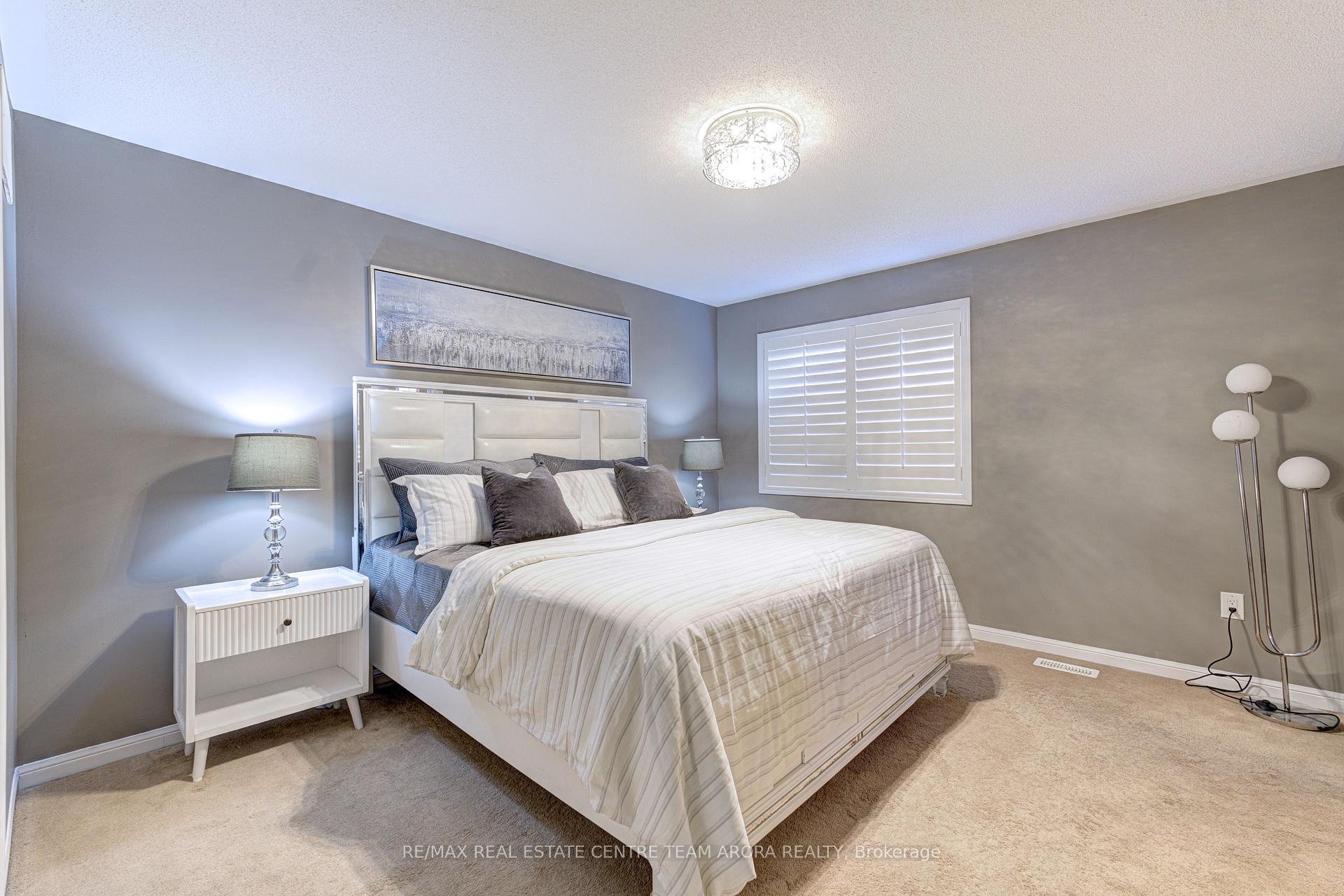 Photo 23 of 23 Berberis Crescent, Brampton, Northwest Brampton — HOMEH