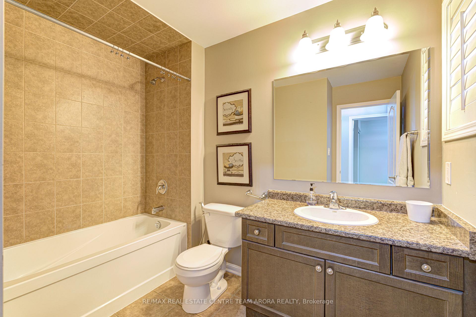 Photo 33 of 23 Berberis Crescent, Brampton, Northwest Brampton — HOMEH