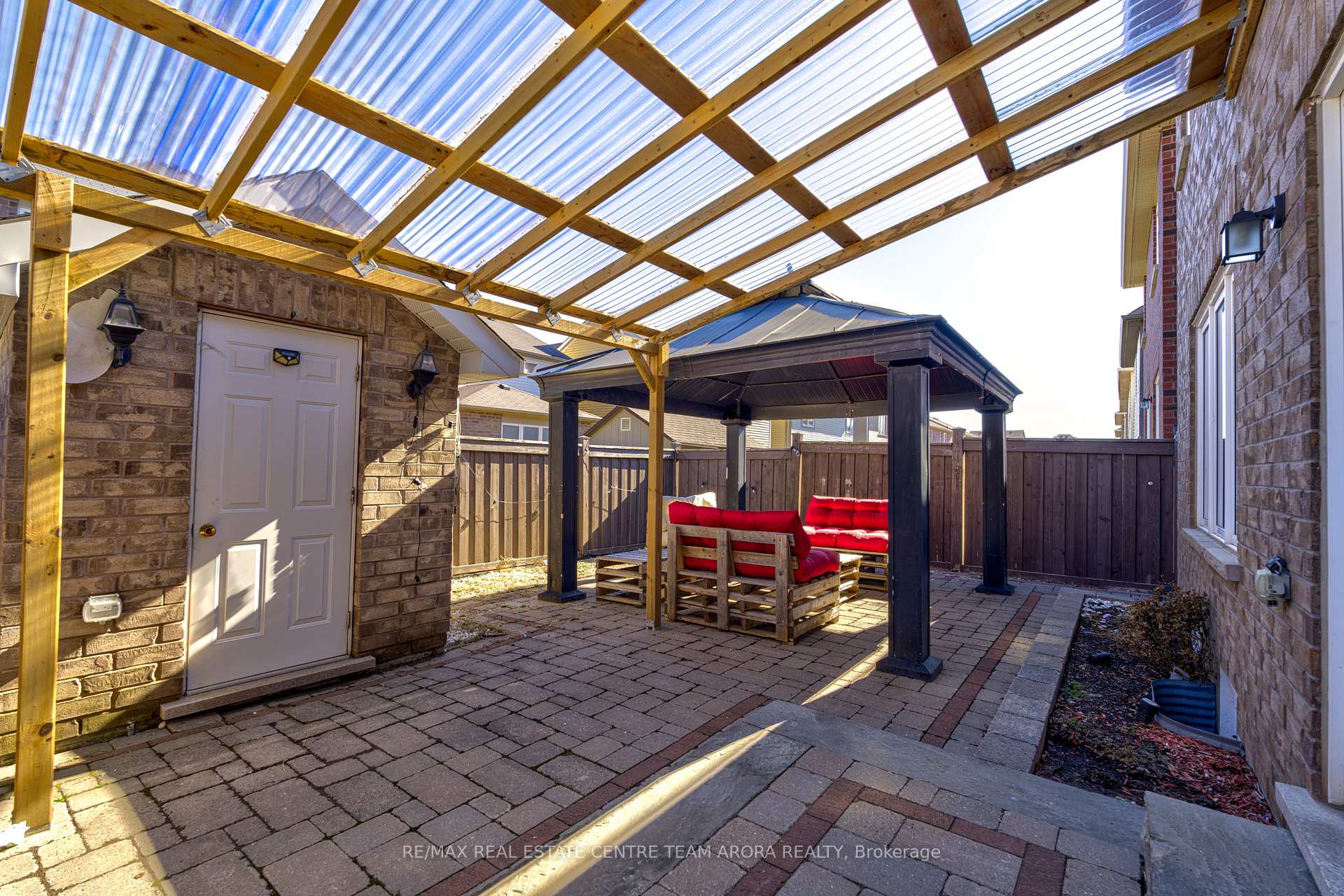 Photo 41 of 23 Berberis Crescent, Brampton, Northwest Brampton — HOMEH