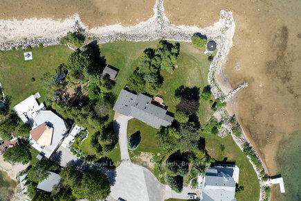 Photo 8 of 108 Bartlett Boulevard, Collingwood — HOMEH