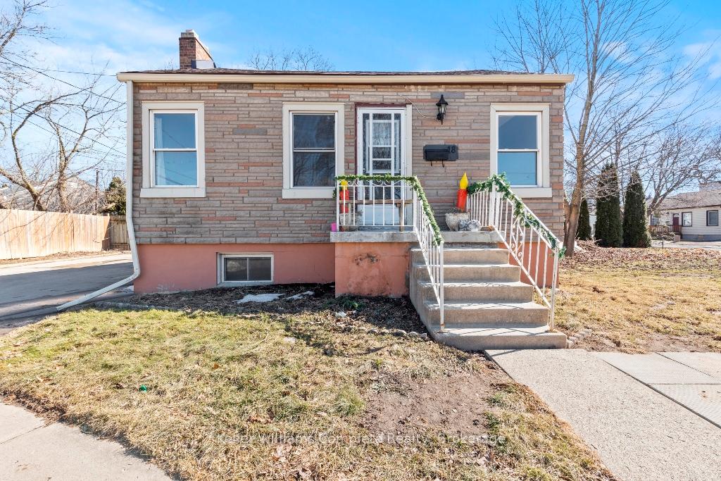 Photo 1 of 18 Lancaster Avenue, St. Catharines, E. Chester — HOMEH