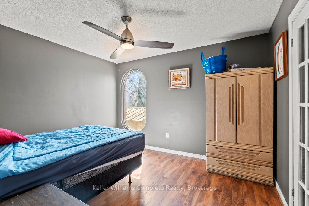 Photo 9 of 18 Lancaster Avenue, St. Catharines, E. Chester — HOMEH