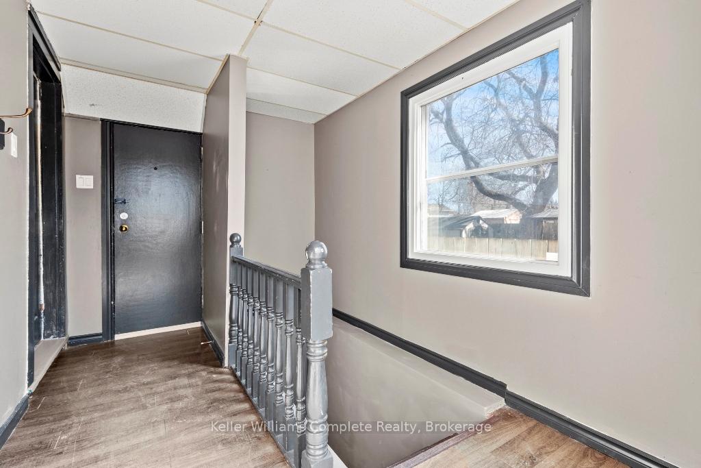 Photo 12 of 18 Lancaster Avenue, St. Catharines, E. Chester — HOMEH